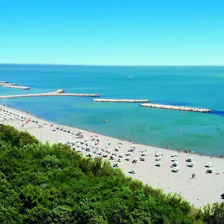 Isaresidence Holiday park Ca Lino