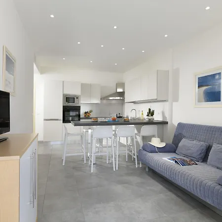 Isaresidence ホリデーパーク